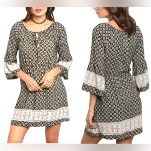 GILLI BY CHICO, WOMENS, PRINTED TUNIC DRESS IN NAVY & OLIVE. SIZE S